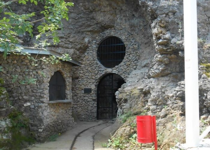 Ulaz u pećinu Risovaču, foto. Z. Petrović_resize